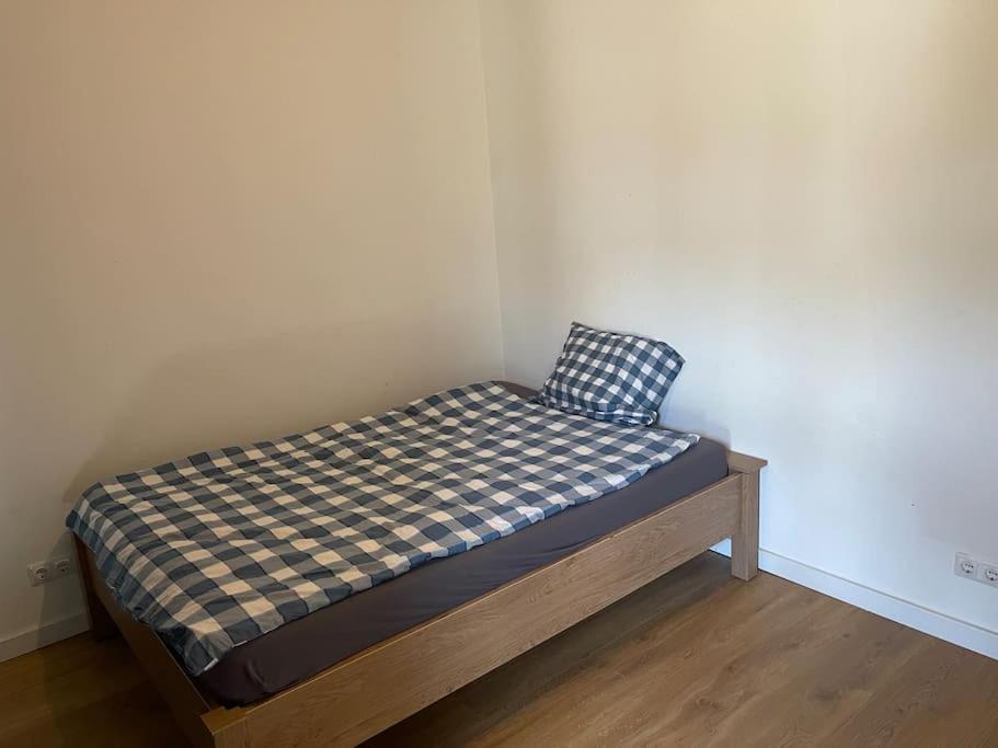 Lovely 1 Private Bedroom With Garden View Ρότερνταμ Εξωτερικό φωτογραφία
